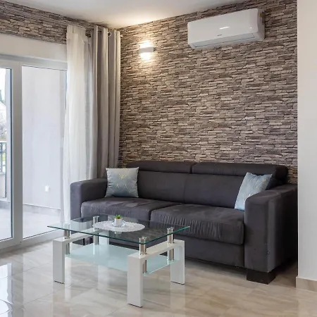 Apartmani Dalmacija Drage Exterior foto