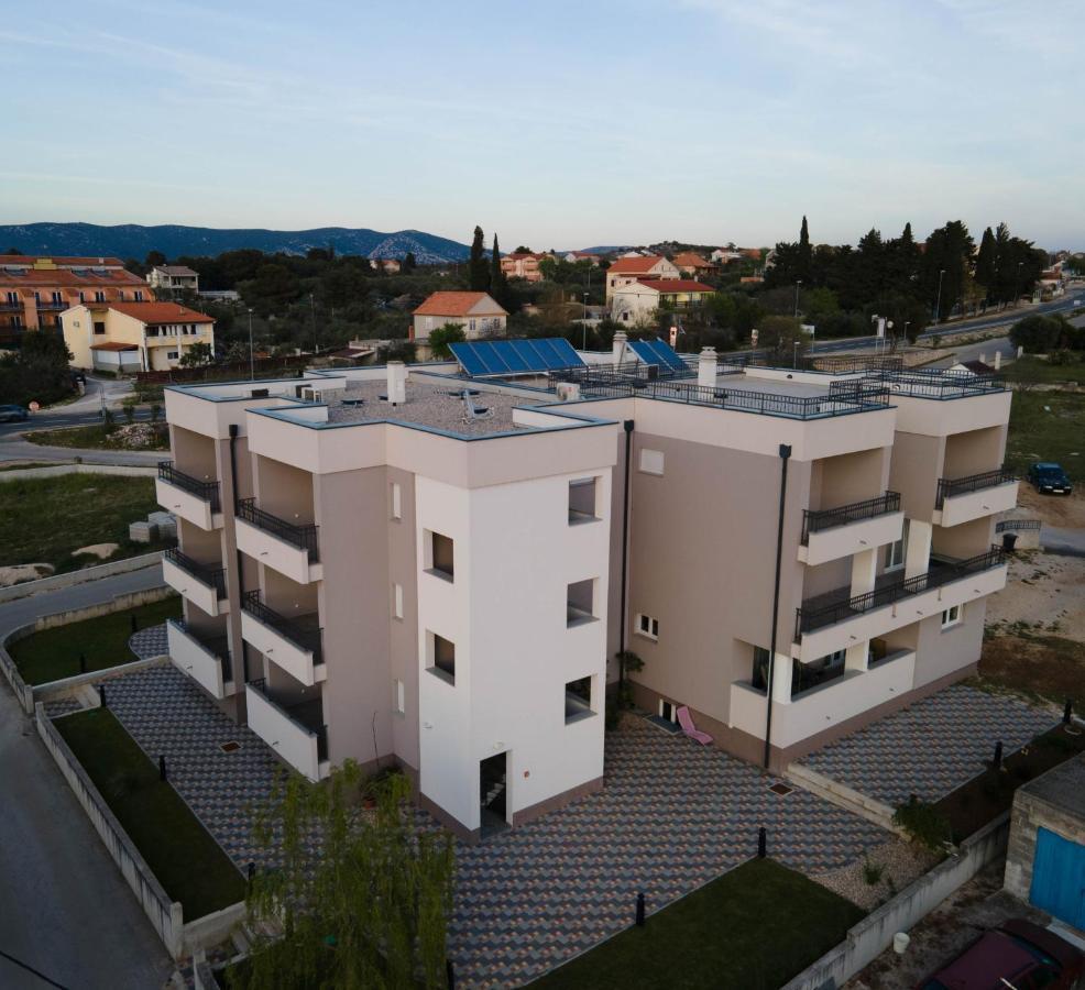 Apartment Dalmacija *