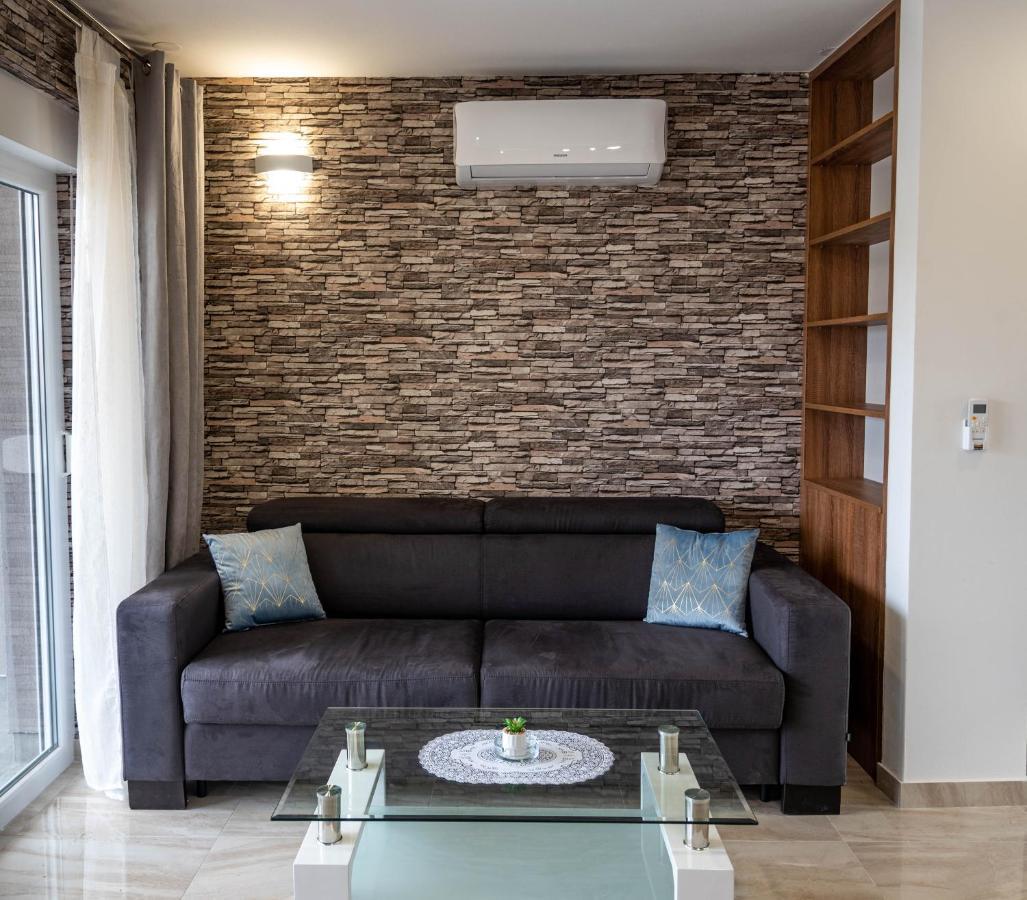 Dalmacija Apartment *