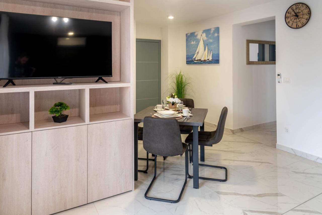 Dalmacija Apartment *
